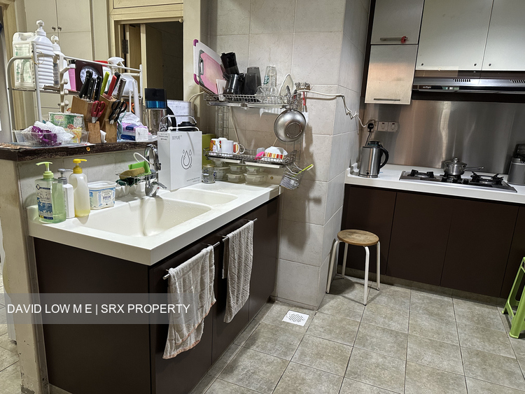 Woodgrove Condominium (D25), Condominium #512424601